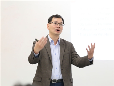 Development Polarization in some Asian countries: Choosing Success or Failure? Photo Credited by FSPPM